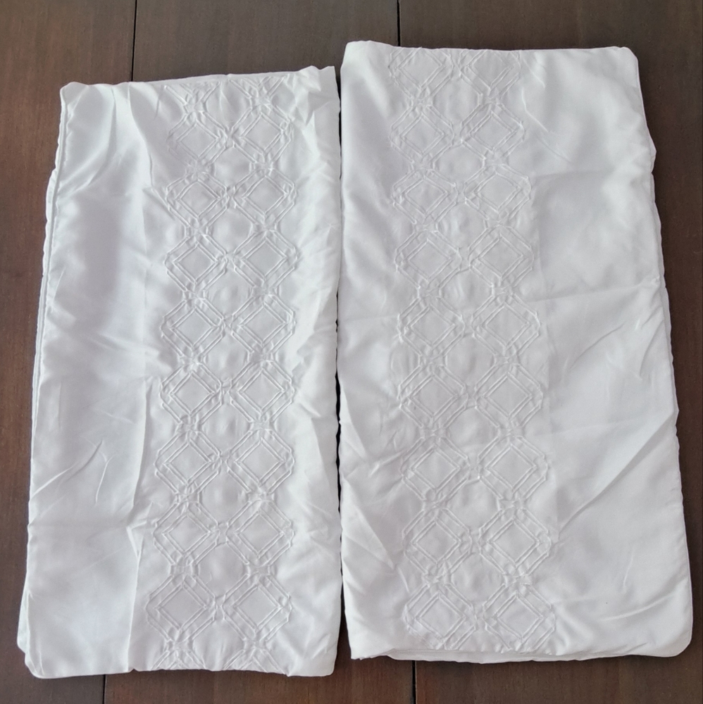 S.L. Home Fashions White Square Sofa Bed Pillow Sham Covers 24.5in X 24.5in.